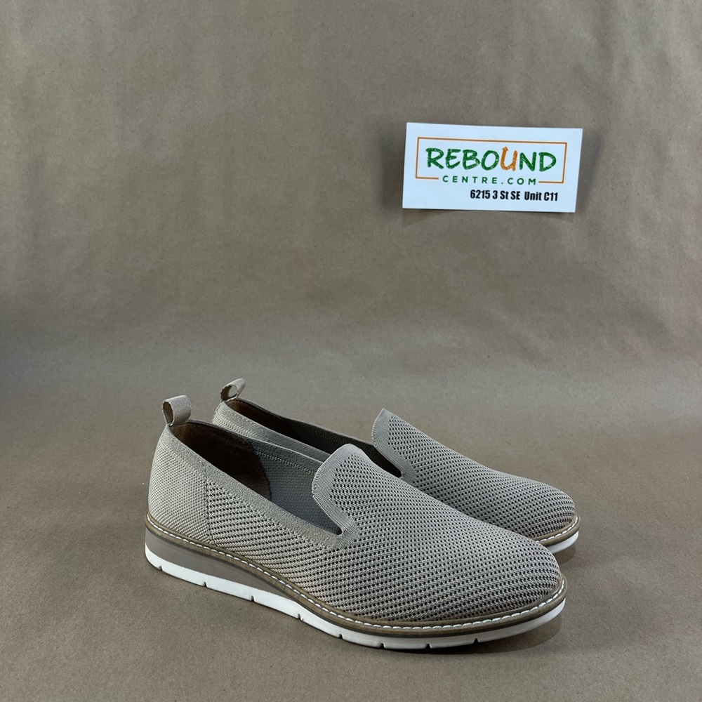 Women’s Kelly & Katie Aerin Sport Loafers (Beige, Size 8)